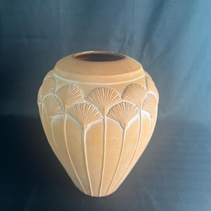 Vintage 1980&#39;s Mikasa Japan Laslo Terracotta Vase--Art Deco Egyptian Papyrus Leaf