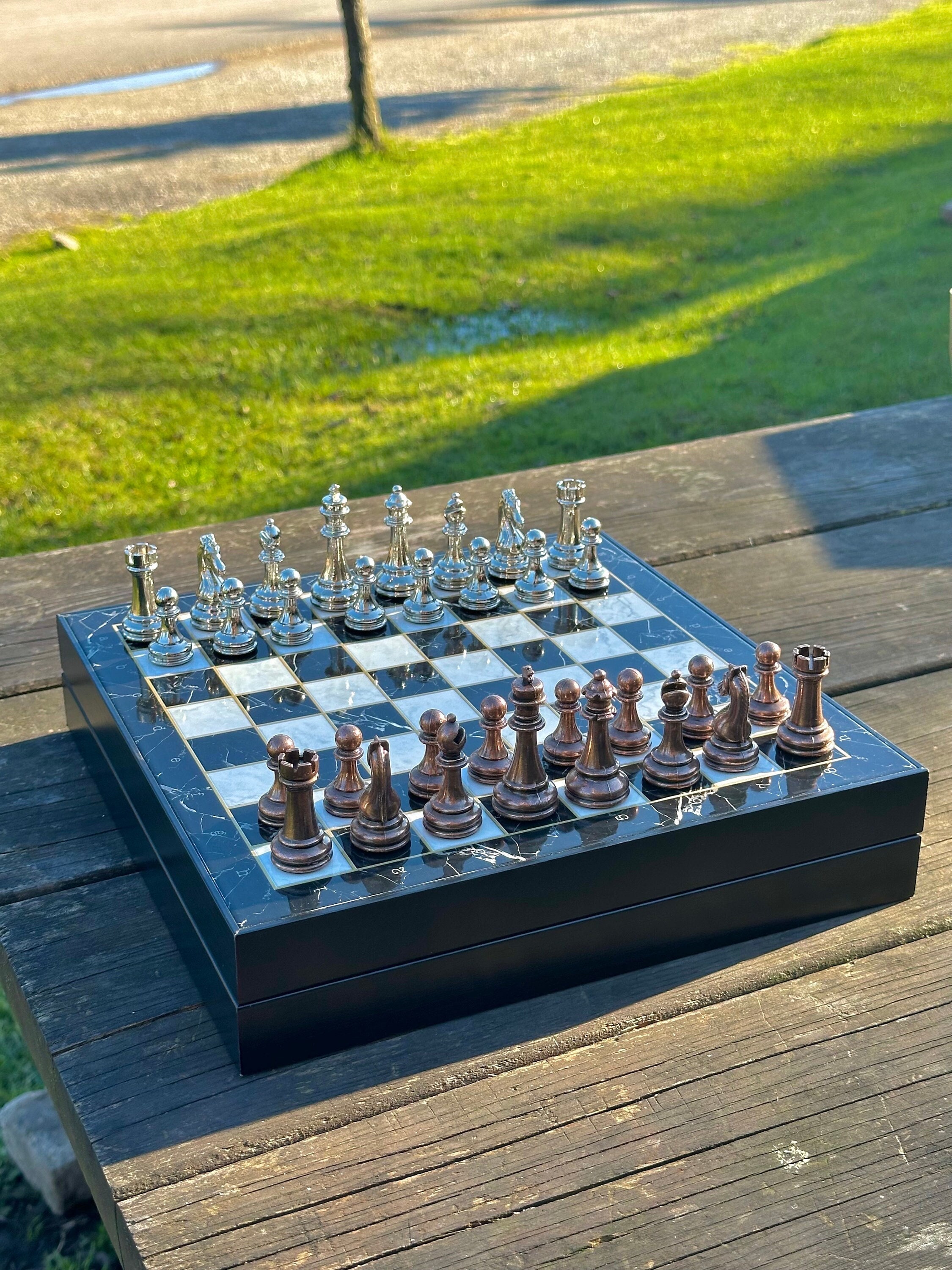 CapCut_resin chess set mold