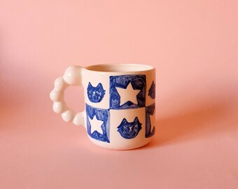 Handgemachte Keramik Kaffeetasse, handgemachte Keramik, süße Katze Tasse, blau karierte Muster Tasse, handgemachte Teetasse