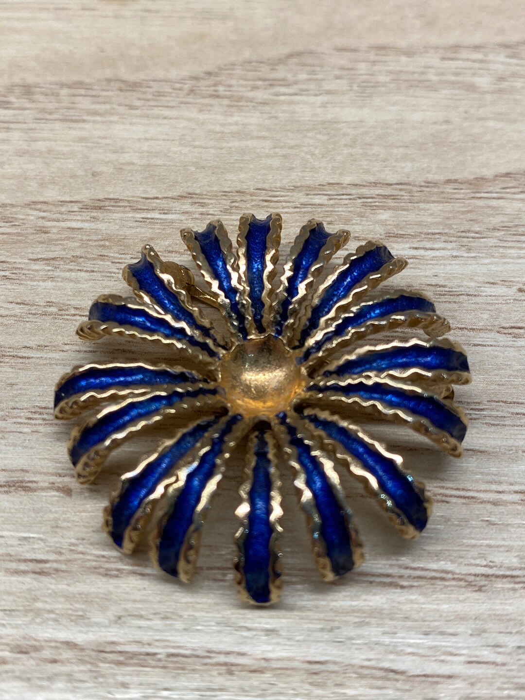 Vintage Trifari Blue Brooch - Etsy UK