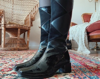 Bottes en cuir verni des années 1990 à talon carré | damier | An 2000 | 4,5 | Ara | doublé | Bout carré | Femme fantôme vintage