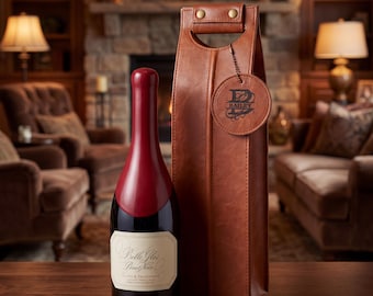 Personalized Wine Bottle Tote Leather  - Housewarming gift, Bridesmaid, Wedding Favor