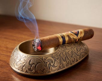 Cigar Ashtray Vintage Embossed Design – Retro Man Cave Decor, Father's Day Gift, Gift for Him