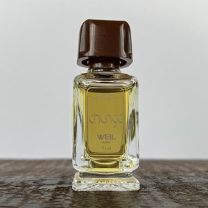 Vintage Chunga Weil Parfum De Toilette Miniatura / 7 ml / .24 fl. onz. / 1977