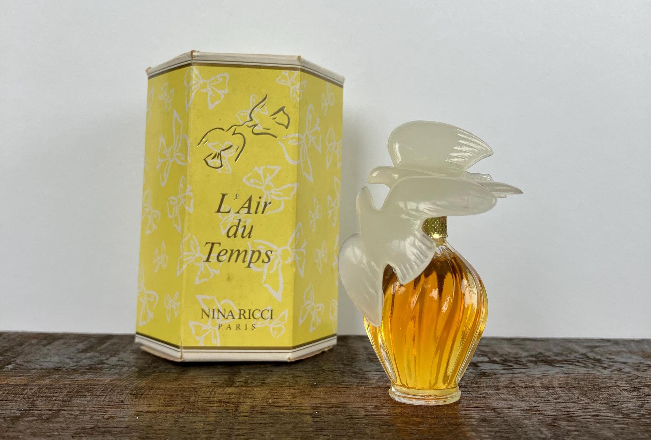 Vintage L'air Du Temps Nina Ricci Eau De Parfum Miniature Boxed