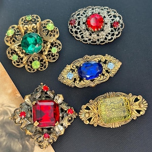 Vintage Czech Brooch Made in Czechoslovakia in 1960s. - Etsy Vintage Czech Brooch Made in Czechoslovakia in 1960s. - Etsy