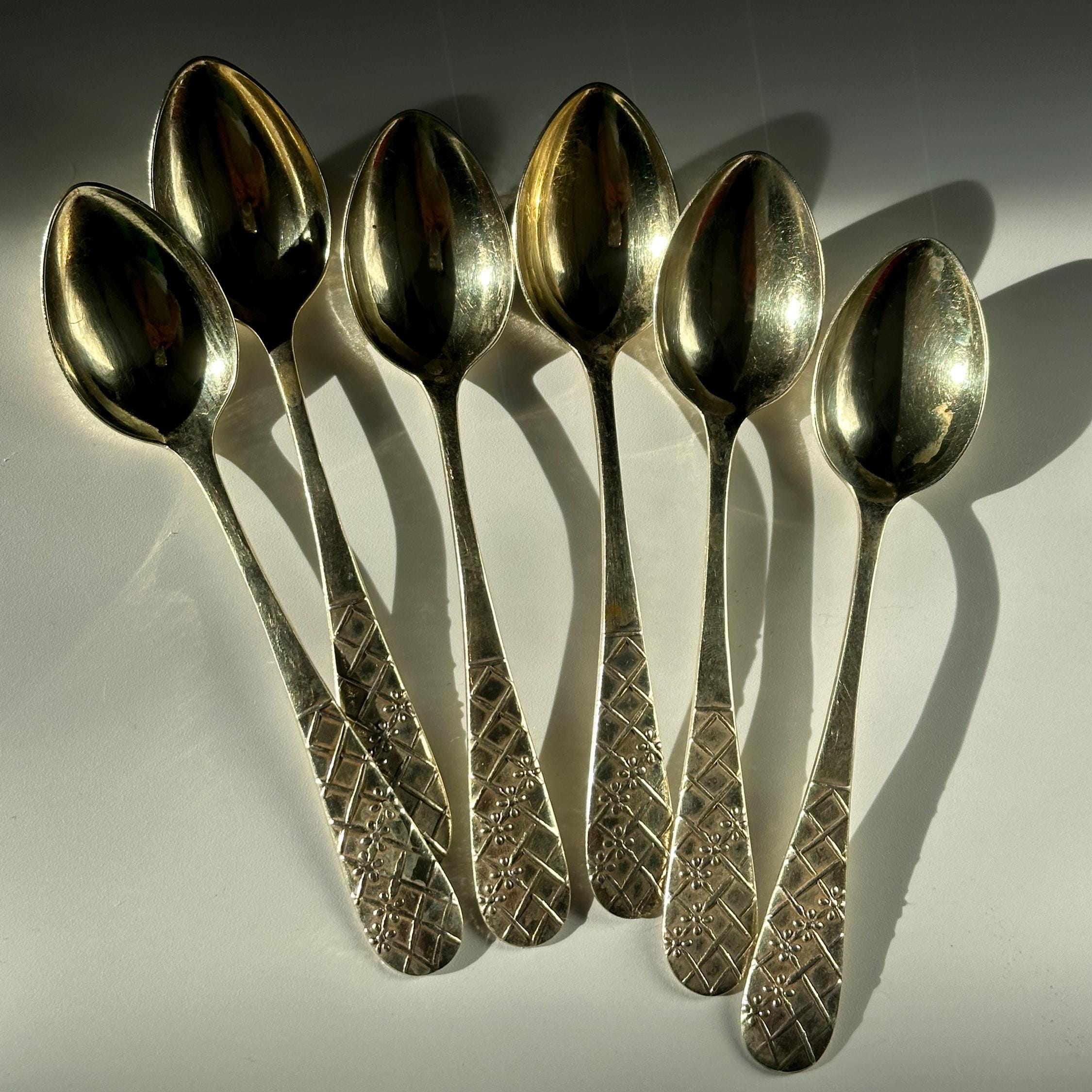 ヴィンテージソビエトスターリングシルバースプーンセット、星マーク