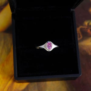 Ruby Vintage sterling silver ring,  Ring with small pink corundum in art deco style