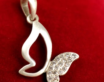 Colgante de mariposa vintage de plata de ley, collar de mariposa con circonita cúbica, dije de mariposa de plata con circonita cúbica, joyería delicada con insectos, regalo para ella.
