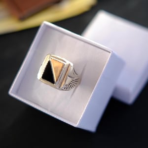 Vintage Silver Signet Ring with Black Onyx and gold, Sterling Silver Seal Ring, Vintage Men&#39;s Jewelry