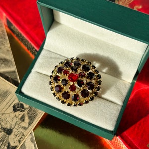 Vintage Pendant, Bracelet and Brooches, Czech jewelry Garnet glass, red crystals Round brooch