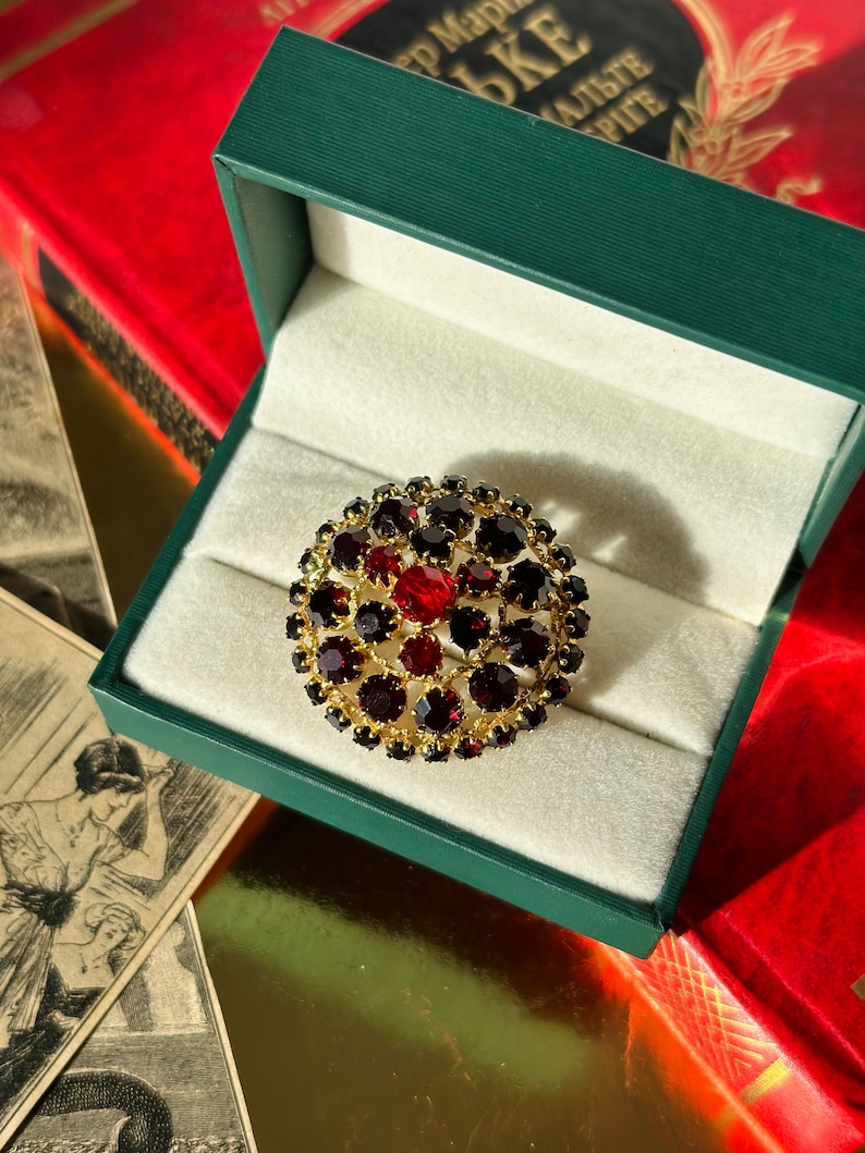 Vintage Pendant, Bracelet and Brooches, Czech jewelry Garnet glass, red crystals Round brooch
