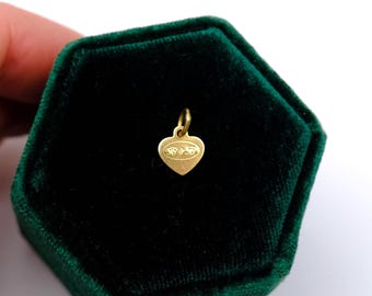18K Gold Heart Charm Italian, Solid 750 Gold Tiny Pendant, Miniature Vintage Italy Engraved Heart, Dainty Gold Charm, B&B gold Charm