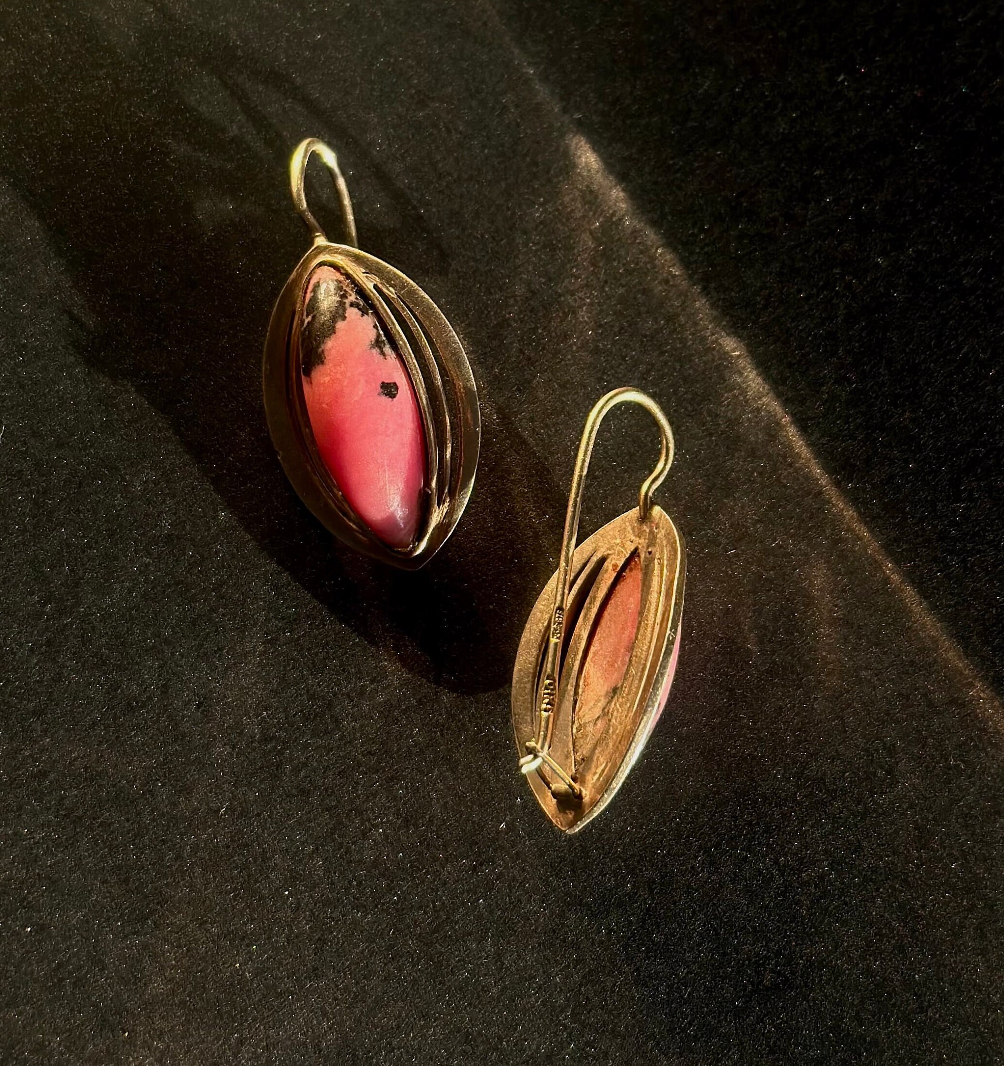 •EQUA-ORBIT• rhodonite slab + silver earrings