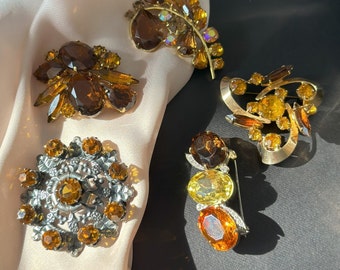 Vintage Amber glass, bohemian Czech brass brooch, Czech jewelry сrystals, Brown amber Rhinestone Brooch