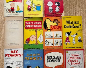 Vintage Peanuts Books Lot of 11, 1960s 1970s Charles Schulz Fawcett Crest Charlie Brown Snoopy Paperbacks