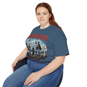 T-Shirt „Der Geist des dunklen und einsamen Wassers“, Retro-Shirt, Hauntology-Kleidung, Top für Informationsfilme Bild 18