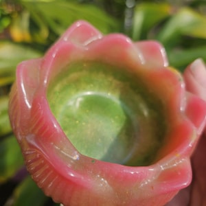 Medium-large Lotus Tealight Holder