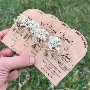 Calamita "Save the Date". Eucalipto, fiori, lavanda. Bomboniere per gli ospiti - 100% legno di betulla.