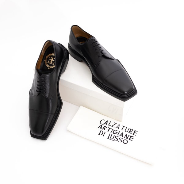 LUXURY MEN'S Shoes, Combination Calfskin and Nappa Leather, Imported From Italy. Square Front, Cap Toe