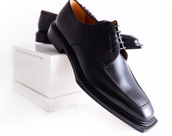 LUXURY MEN'S SHOES, Calf Leather, Imported From Italy. Square Front