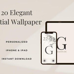 Può includere: Annuncio di eleganti sfondi iniziali. L'immagine mostra uno smartphone e un tablet che visualizzano uno sfondo con la lettera "G". Il testo sull'immagine recita "20 Elegant Initial Wallpaper", "Personalized", "iPhone & iPad" e "Instant Download".