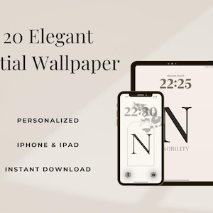 Può includere: Immagine di un prodotto digitale con smartphone e tablet che mostrano eleganti sfondi iniziali. Il telefono mostra le 22:30, e il tablet le 22:25. Il testo include "20 Elegant Initial Wallpaper", "Personalizzato", "iPhone & iPad" e "Download istantaneo".