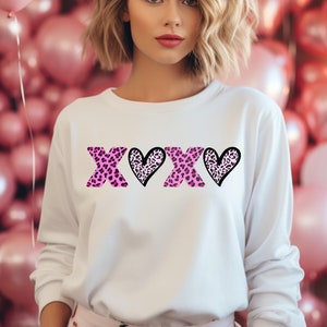 Valentines sweatshirt xoxo, Valentines Day sweatshirt, Valentines Day sweatshirt for women, Valentines Day gift, xoxo sweatshirt