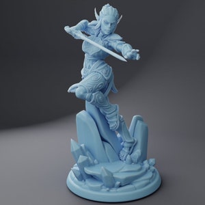 Ta&#39;vel the Gith Warrior- Twin Goddess Miniatures January 2024 | Githyanki | Lae&#39;zel | Baldur&#39;s Gate | BG3 | Fighter | Laezel| 32/75 mm