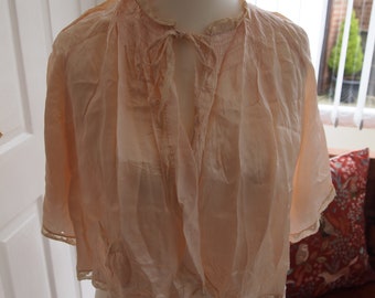 Beautiful 1930s bed jacket  with pocket medium fit