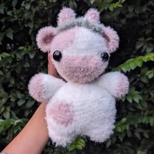 Fluffy Crochet Cow Plushie – Kawaii Amigurumi Cow – Cuddly Stuffed Animal Gift