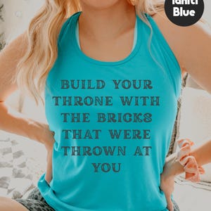 Inspirierendes Racerback Tank Top: Damen Trainingsbekleidung