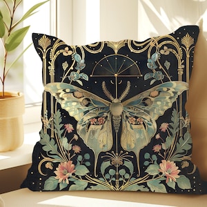 Luna Moth Throw Pillow, William Morris Style Decorative Accent Pillow, Nature-Inspired Home Decor, Luna Moth Sofa Cushion, Cottagecore Decor