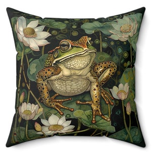 Square Pillow, William Morris-style Frog Decorative Cushion, Home Decor Accent, Sofa Pillow, Throw Pillow Cover, Unique Gift
