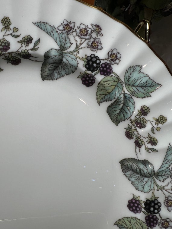 52 PIECE SET, Lavinia, Royal Worcester, MINT Condition, Vintage