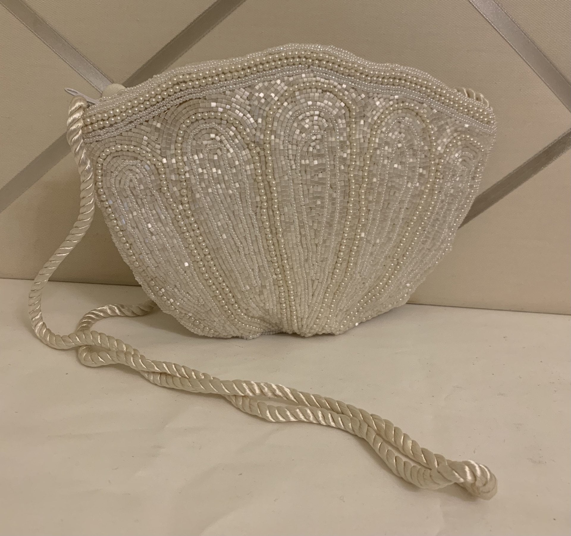 Andre clearance cellini purse