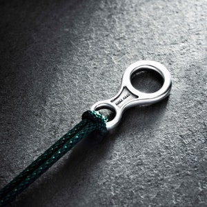 Miniature - classic &quot;eight&quot; belay device