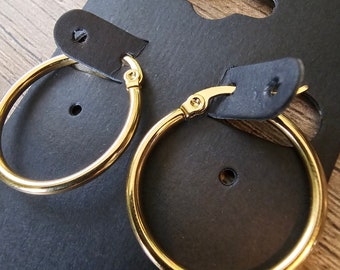 Classic 18k Gold Hoop Earrings