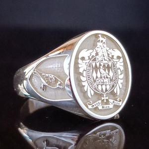 Family Crest Ring, Coat of Arms ring, Heraldic Ring, Custom Jewelry, Mens gift, Personalized ring, Signet rings, Family crest jewelry