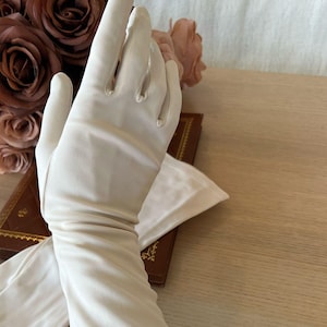 Elegant Vintage XS / S Long Gloves White Nylon like Satin 1950s 1960s | Wedding French Antique Gloves | Fashion | Opera / Costume