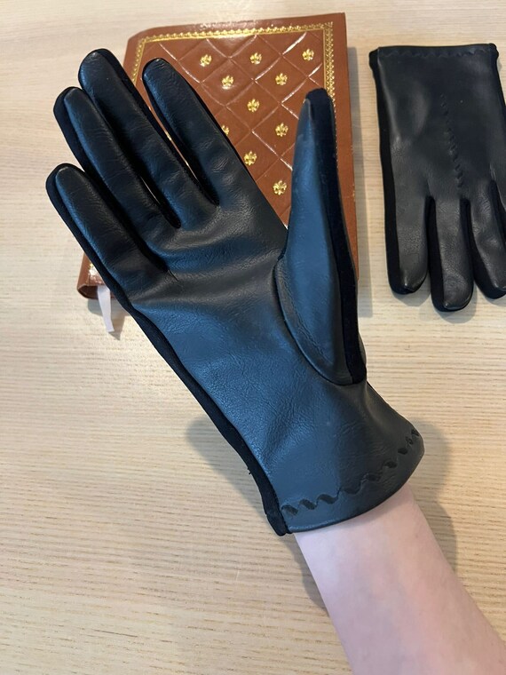 Elegant Vintage Leather Gloves Black | Mid-Centur… - image 4