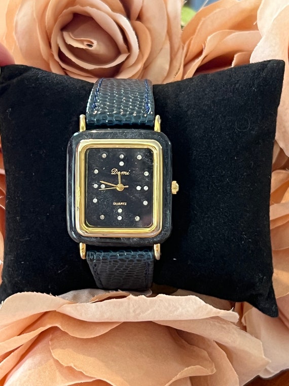 Elegant Vintage Watch Blue Rhinestones with Genuine Leather Band | Domi Watch