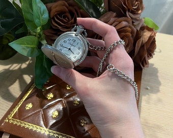 Vintage Eiffel Tower Pocket Watch: Paris France Quartz