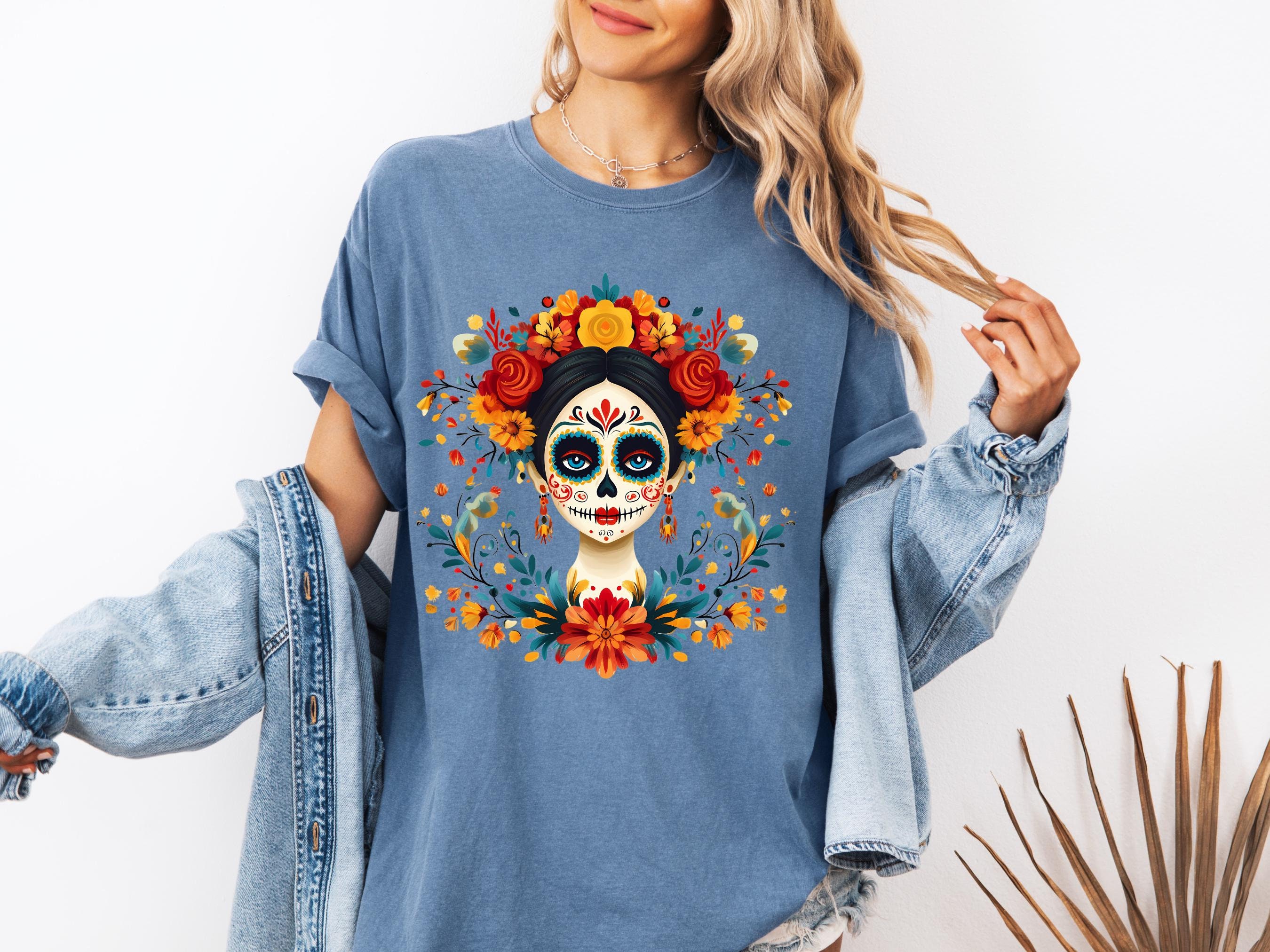 La Catrina Dia De Los Muertos T-Shirt Catrina Halloween Shirt Sugar Skull Halloween T-Shirt Floral Mexican Catrina  Day Of The Dead T-Shirt