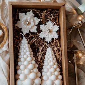 Handmade Soy Wax Christmas Candle Gift Set: Tree & Snowflake Decor - Etsy
