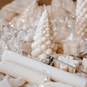 Handmade Soy Wax Christmas Candle Gift Set: Tree & Snowflake Decor - Etsy