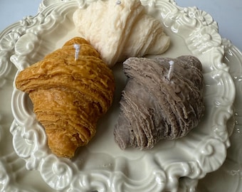 Vela de croissant: Pastel francés realista, decoración de cocina