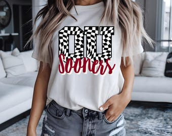 Football Fan Oklahoma Sooners T-shirt, Game Day College Tee, Checkered Design, Unisex Top, Sports Apparel, Crimson and Cream Tee