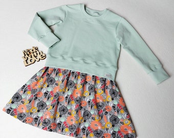 Kinderkleid Mint-Blumen - Kombikleid - Sweatshirtkleid Gr. 104 - Einzelstück