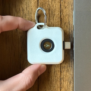 Keychain Case for Apple Airtag + Yubikey (5C, 5 NFC, 5C NFC)